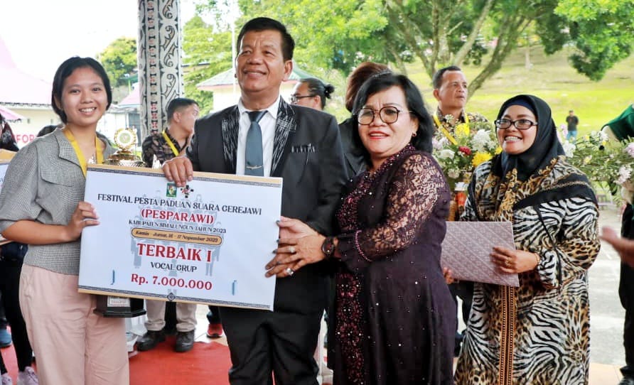 Pesparawi Kabupaten Simalungun Resmi Di Tutup Kecamatan Raya Juara Umum