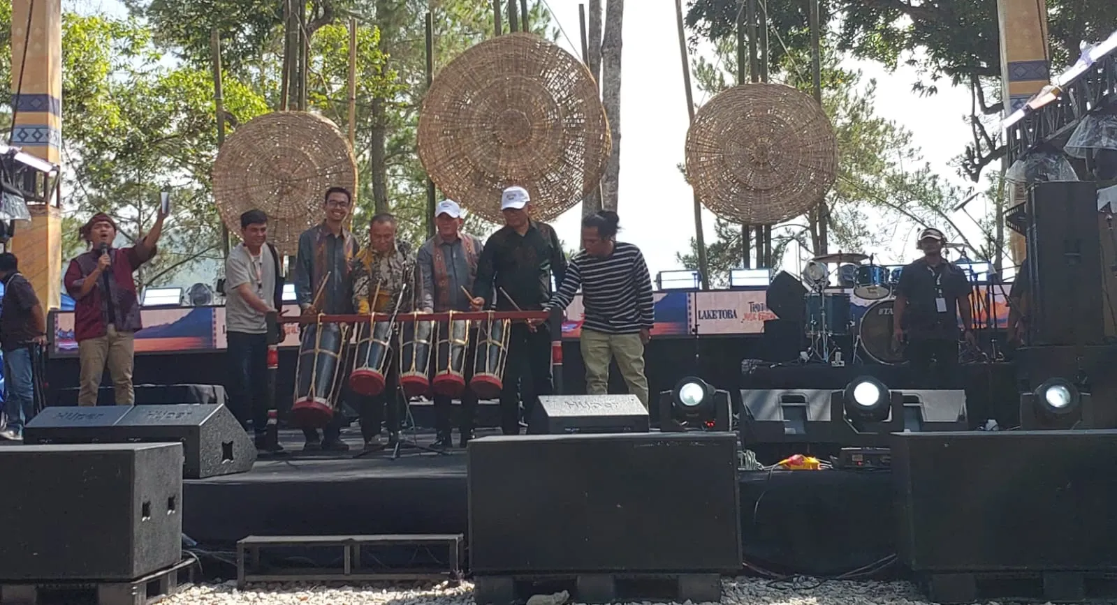 Tak Hanya Panorama, Danau Toba Pamer Kekuatan Musik Tradisi di LTTMF 6.0