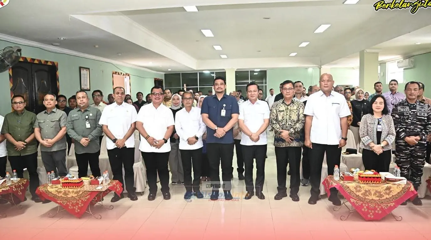 Bupati Nias Hadiri Serah Terima Pengelolaan RSUD dr M Thom Nias Kepada Pemko Gunungsitoli