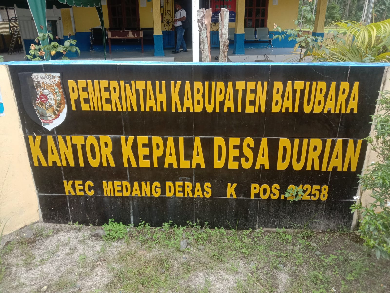 Kantor Kepala Desa Durian Kec. Medang Deras Kab.Batubara Sumatera Utara, Rabu (10/11/2021).beritasire/Alirsyah