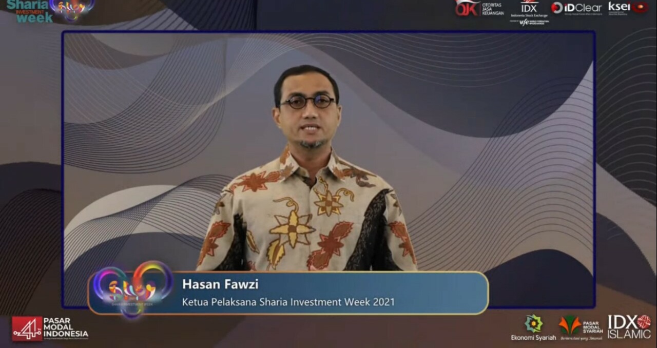 Direktur Pengembangan PT Bursa Efek Indonesia (BEI) selaku Ketua Pelaksana Sharia Investment Week (SIW) 2021 Hasan Fawzi pada acara Sharia Investment Week (SIW) 2021 secara virtual Kamis (11/11). beritasore/laswie waked