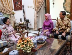 Jokowi Dan Iriana Kunjungi Megawati Soekarnoputri