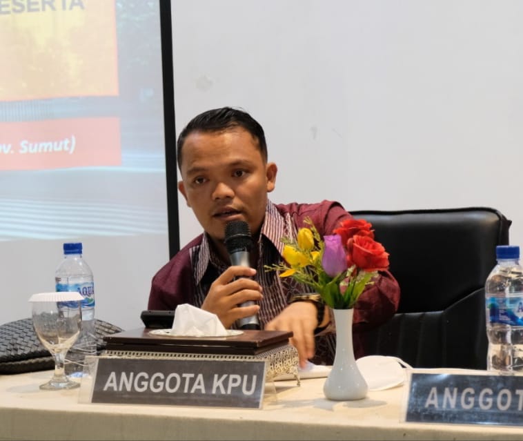 Erwin S,Sos Kordinator Devisi Teknis Komisi Pemilihan Umum (KPU) Batu Bara,KPU Batu Bara terima 14 Partai Politik Senin (16/5-2023).beritasore/alirsyah