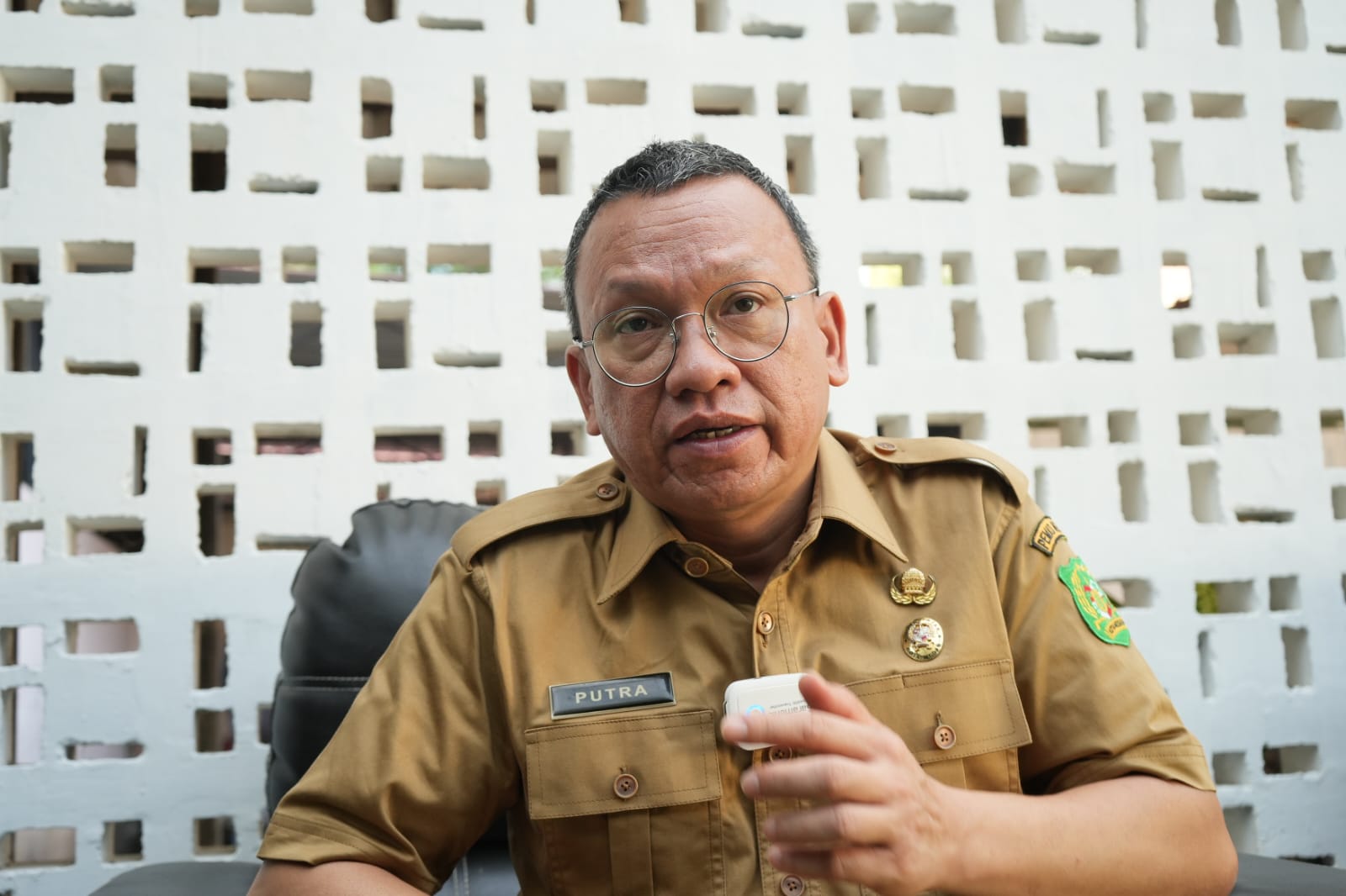Kepala Dinas Pendidikan dan Kebudayaan Kota Medan, Laksamana Putra Siregar