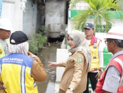 Warga Keluhkan Saluran Irigasi, Atika Imbau Jangan Buang Sampah Sembarangan