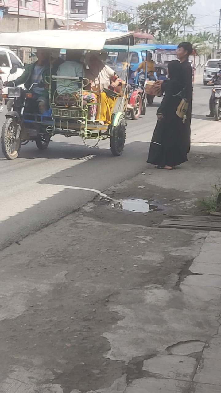 Teks Foto/Beritasore/Boy Aprizal: Penggalangan donasi untuk Palestina di Jl Thamtin Pangkalanbrandan, Rabu(8/11/2023)