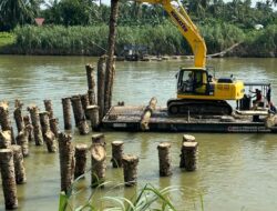 Sheet Pile Pekan Seruway Terancam Roboh