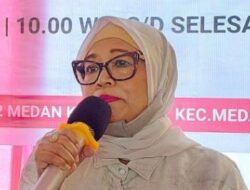 Warga Lansia Keluhkan Tidak Dapat Bansos, Hj Netty Siregar Minta Kepling Proaktif