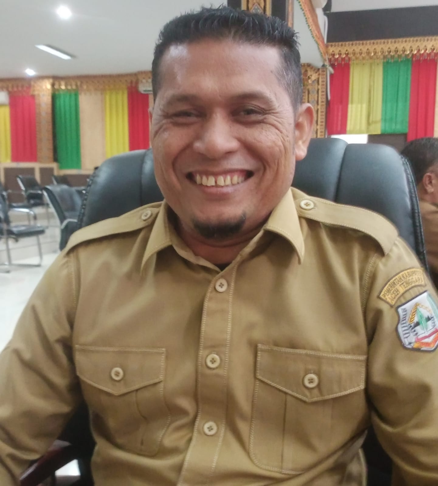 Kepala Dinas Pariwisata Pemuda dan Olah Raga (Disparpora) Kabupaten Aceh Tenggara Bakri Saputra Spd.MPd. Berita Sore/Husaini Amin.