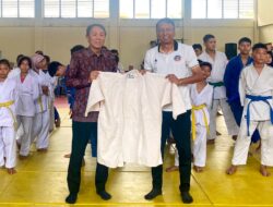 Konjen Jepang Serahkan 33 Judogi Kepada PJSI Sumut