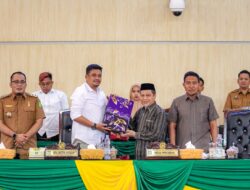 Wali Kota Medan Hadiri Paripurna DPRD