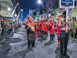 Meriah, Pawai Budaya Colorful Medan Night Carnival Tampilkan Keragaman Budaya Kota Medan