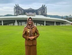 Wali Kota Siantar dr Susanti Dan  Presiden Jokowi Hadir Di Istana Garuda IKN