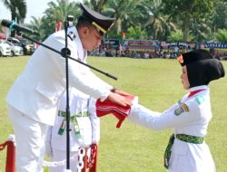 Upacara HUT Ke 79 RI Di Pulau Rakyat Sukses