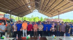 Teks foto : Sesi foto bersama BPBD Aceh Tamiang dalam kegiatan peluncuran Layanan Siaga Kebencanaan (LAGAK) di Karang Baru, Senin (16/9/2024).