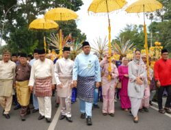 Drumband Islami Dan Parade Bunga Bale Meriahkan Peringatan Maulid Nabi