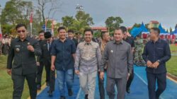 Berita Sore/Birong Rahmad Tua Teks poto: Pj Wali Kota Padangsidimpuan H. Timur Tumanggor, S.Sos, M.AP saat menghadiri upacara peringatan Hari Ulang Tahun (HUT)TNI ke- 79 Tahun 2024 jajaran Korem 023 KS yang di pusatkan di lapangan GOR