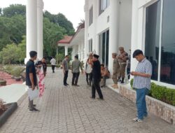 Mahasiswa Unjuk Rasa Ke Kantor Bupati Asahan