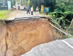 Pemkab Simalungun Tinjau Jalan Putus Penghubung Tanah Jawa – Hatonduhan