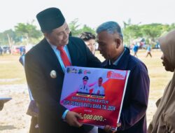 Hari Pahlawan, Pj Batubara Serahkan Bantuan 100 Bedah Rumah Tidak Layak Huni