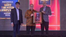 JNE Raih Indonesia Most Trusted Companies Award 2024